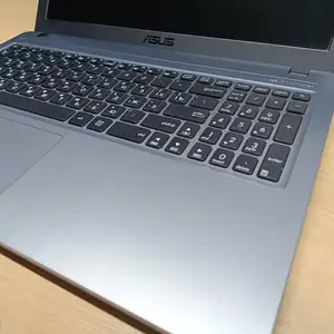 Ноутбук Asus VivoBook X540U Core i5-7200U / 12GB / 512GB SSD, Душанбе