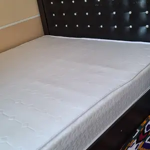 Двуспальная кровать с гарнитурой, Худжанд