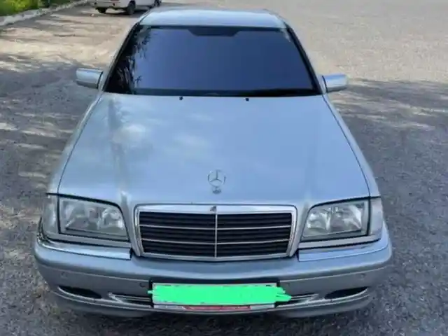 Лобовое стекло фиолетовое от Mercedes-Benz W202, Душанбе