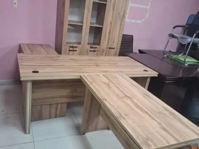 Офисный стол, Душанбе