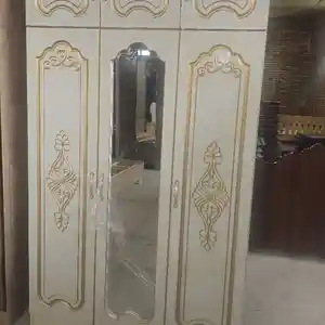 Шкаф, Худжанд