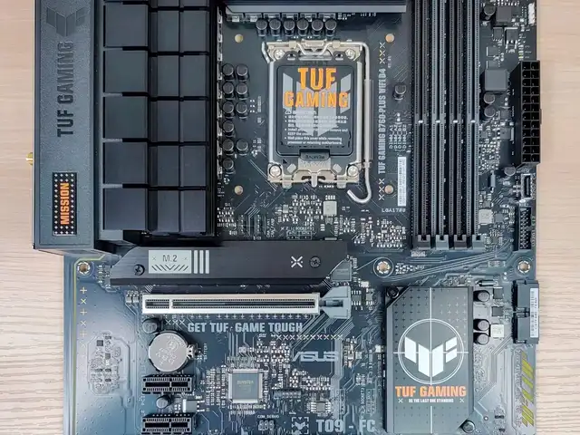 Процессор i5-14600KF + ASUS TUF B760-PLUS WIFI DDR5 + LEXAR THOR 16GB DDR5 6000, Душанбе
