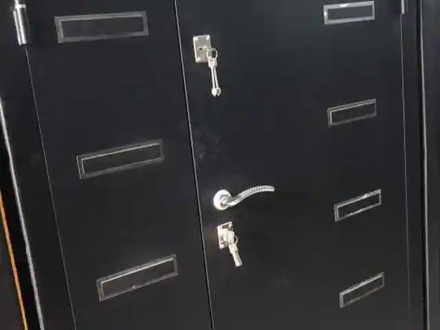 Железная дверь, Душанбе