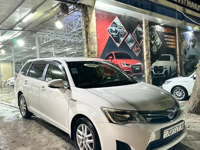 Toyota Fielder