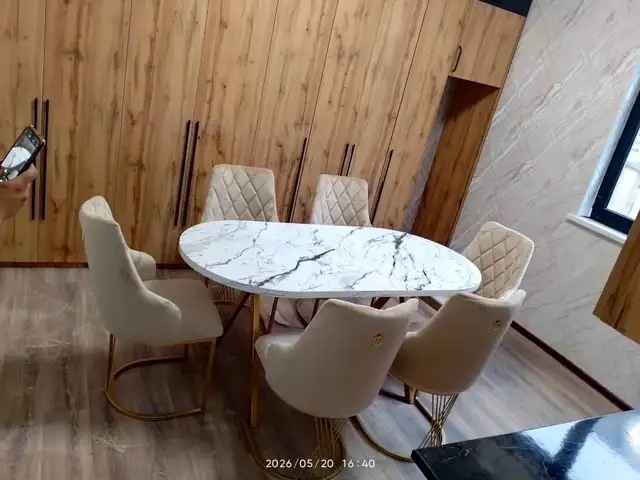 Стол и стулья, Душанбе