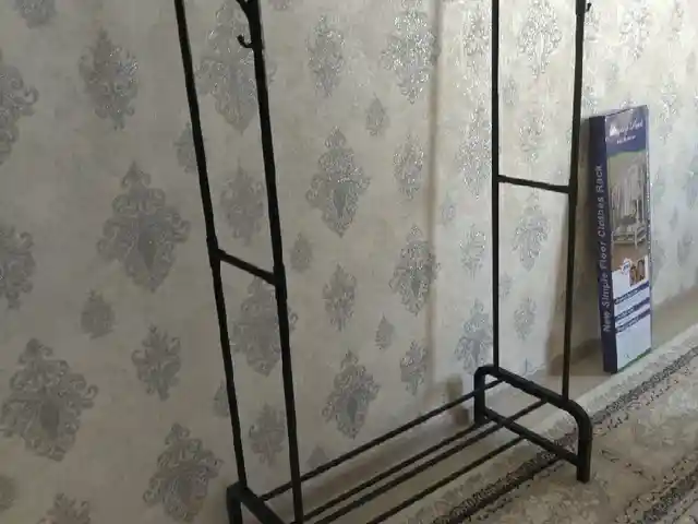 Вешалка, Душанбе