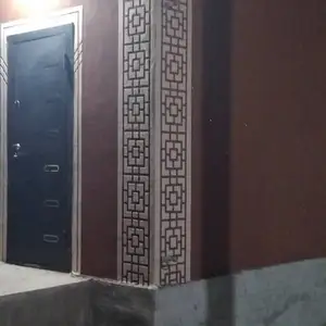 Крошка красная, Душанбе