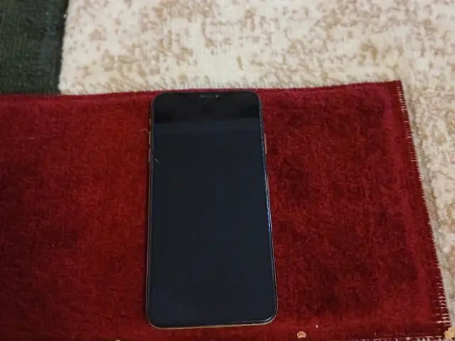 Apple iPhone Xs Max, 64 gb, Gold, Душанбе