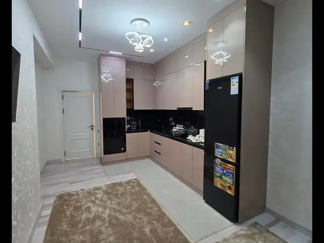 2-комн. квартира, 9 этаж, 95м², И. Сомони, Душанбе