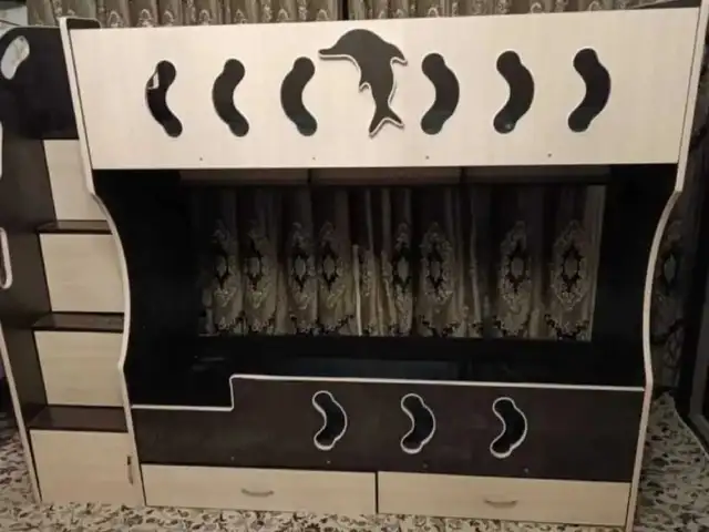 Двухъярусная кровать, Душанбе
