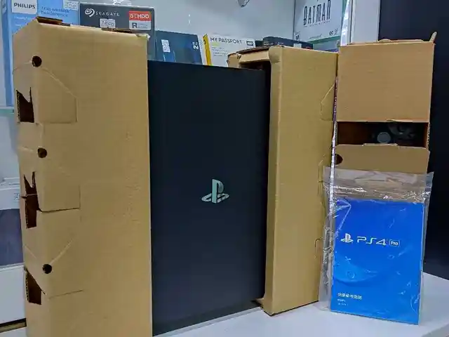 Игровая приставка Sony PlayStation 4 Pro 1Tb 4K ultra HD, Душанбе - 2