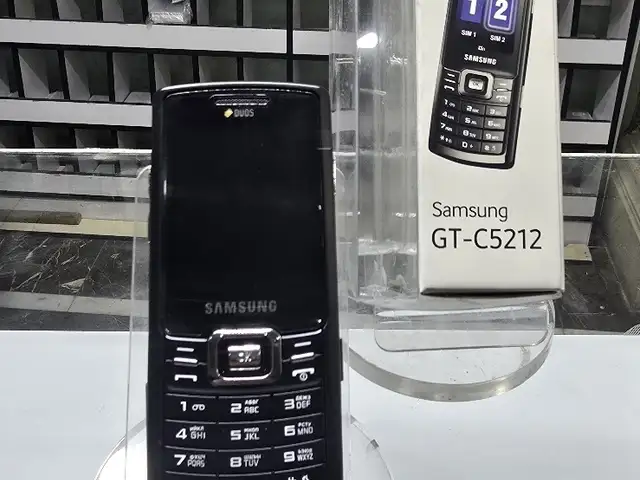 Samsung GT- 5212, Душанбе