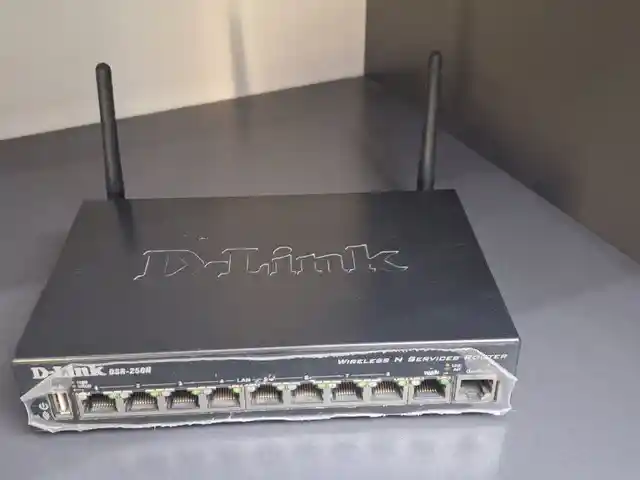 Маршрутизатор D-Link DSR-250N, Душанбе