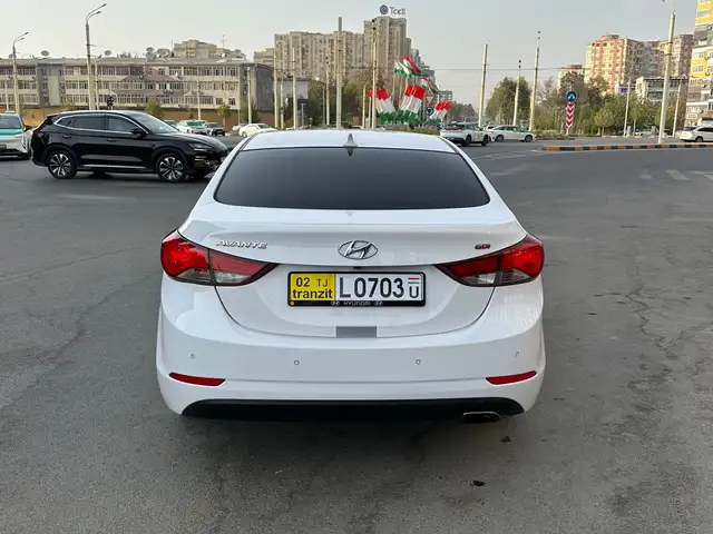 Hyundai Avante, 2015, Душанбе - 10