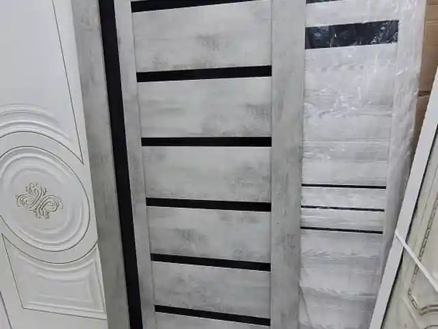 Дверь, Душанбе