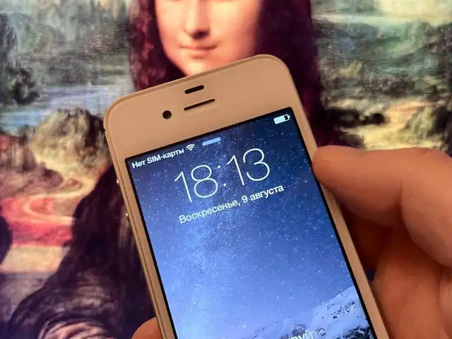 Apple iPhone 4s, 8 gb, Душанбе