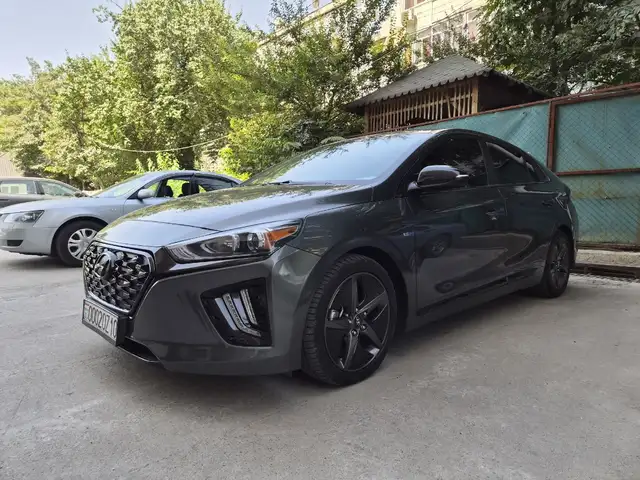 Hyundai Ioniq