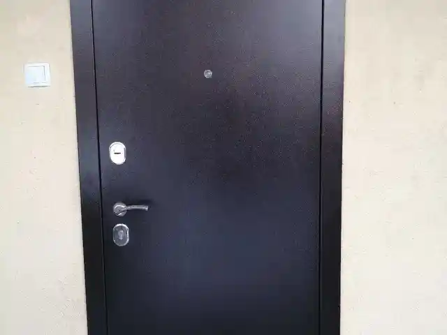 Дверь, Душанбе