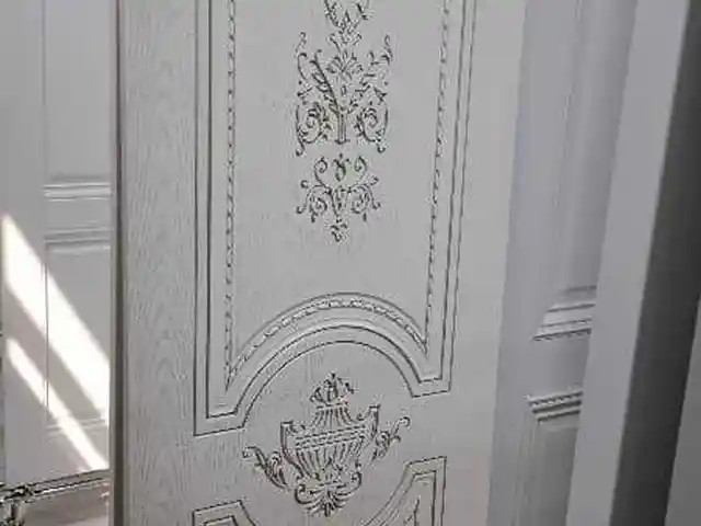Дверь, Душанбе