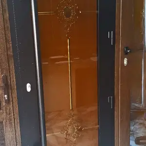 Дверь, Душанбе