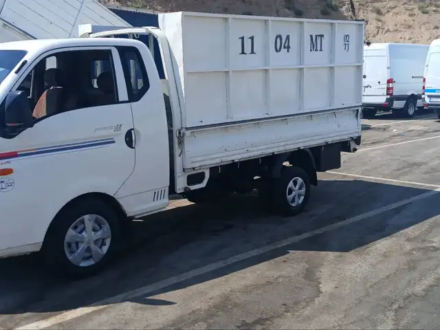 Бортовой автомобиль Hyundai Porter, 2005, Джаббор Расулов
