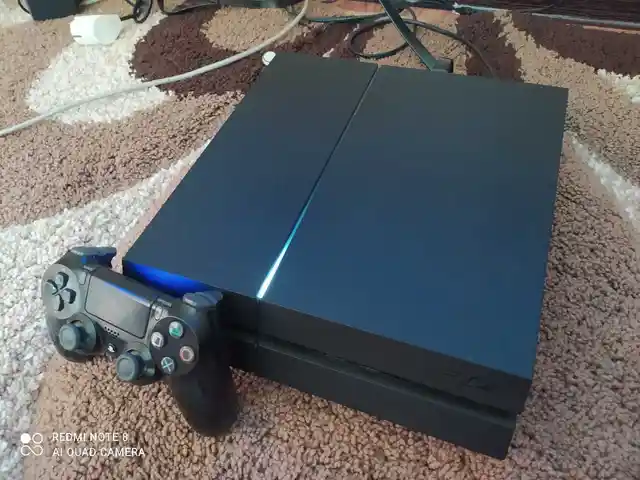 Игровая приставка Sony Playstation 4, Душанбе