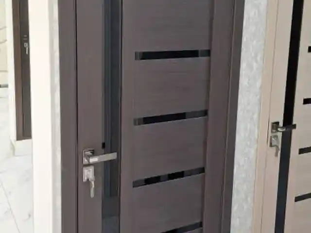 Дверь, Душанбе