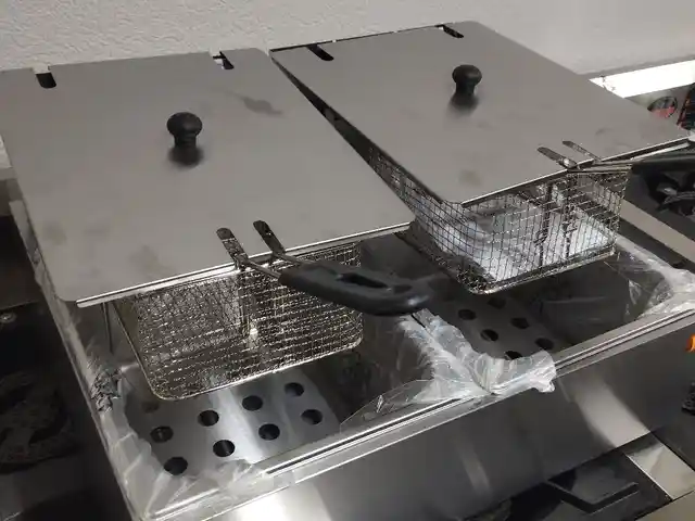 Фритюрница 2х1, Худжанд