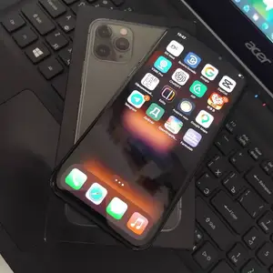 Apple iPhone 11 Pro, 64 gb, Midnight Green, Душанбе