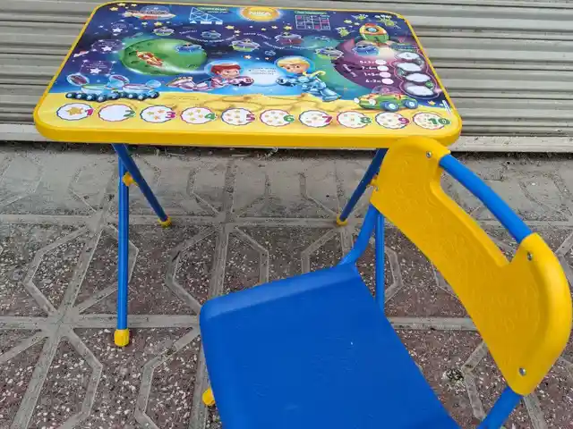 Детская парта и стул, Хуҷанд