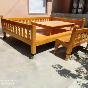 Тапчан, Душанбе
