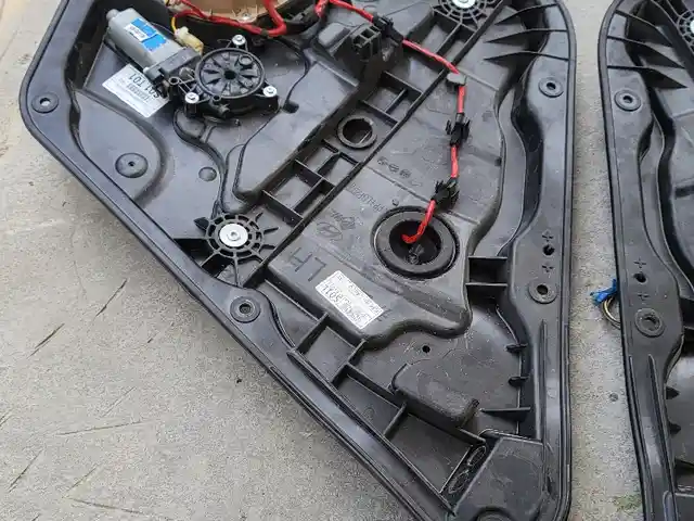 Стеклоподъемник от Hyundai Avante MD, Худжанд