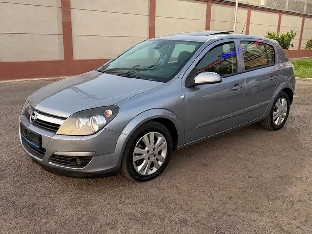 Opel Astra H