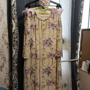 Платье, Рӯдакӣ