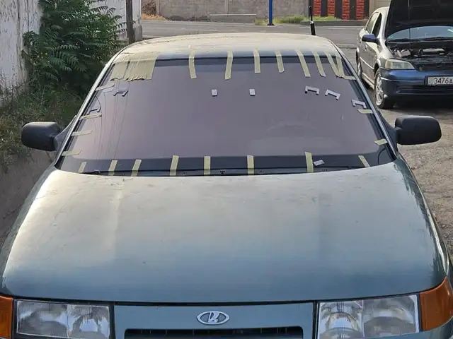 Фиолетовое стекло для Lada 2112, Душанбе
