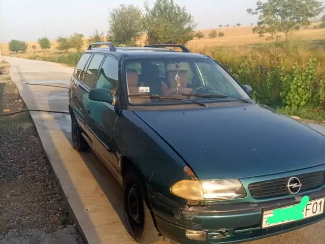 Opel Astra F