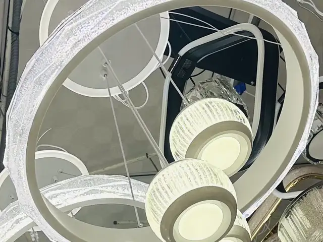 Люстра, Душанбе