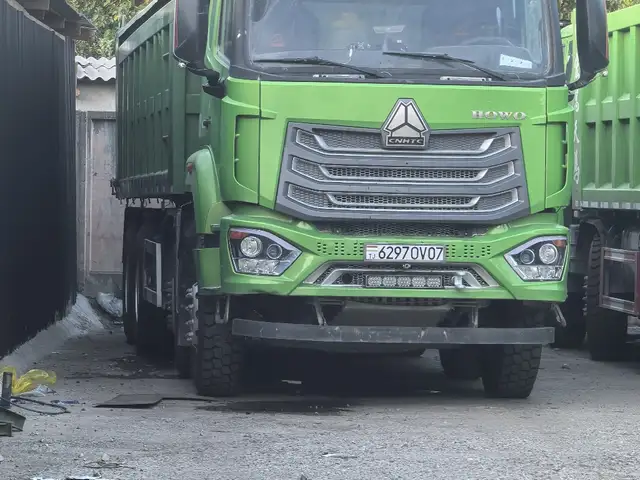 Самосвал, 2021, Душанбе