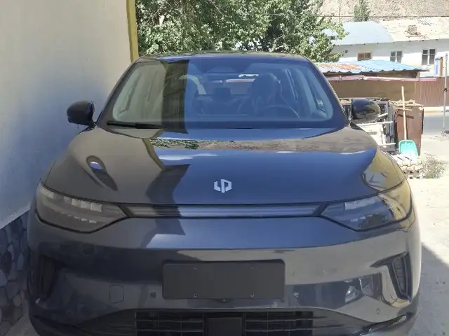 Leapmotor C11