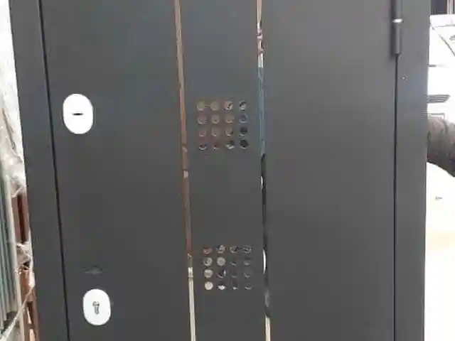 Дверь, Душанбе