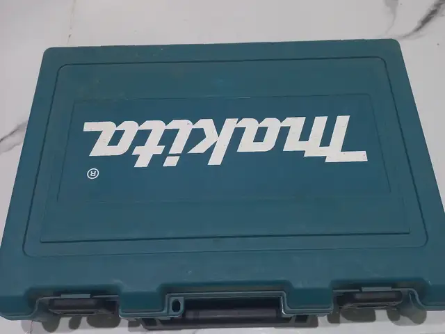 Перфоратор makitta 2470, Турсунзаде