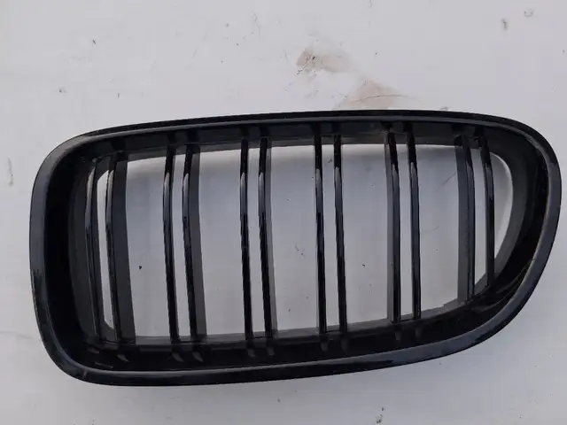 Решетка радиатора BMW F10, Душанбе