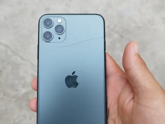 Apple iPhone 11 Pro Max, 64 gb, Silver, Хуҷанд