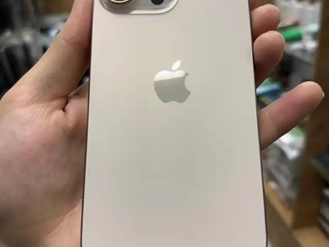 Apple iPhone 16 Pro Max, 256 gb, Desert Titanium, Душанбе
