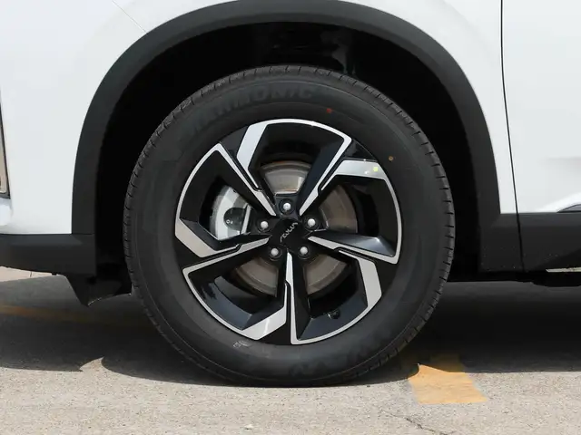 Dongfeng L7, 2026, Душанбе - 10