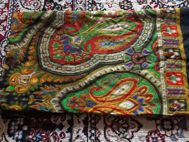 Платок, Душанбе