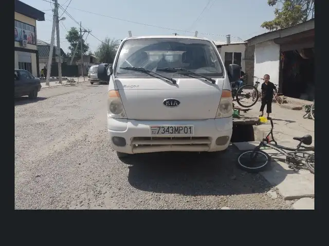 Бортовой автомобиль Kia Bongo, 2008, Душанбе