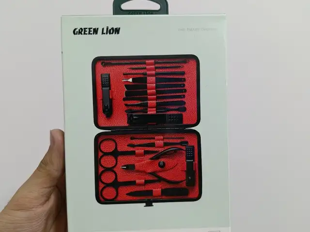 Набор для маникюра Green Lion 18 in 1 Manicure Travel Cutter черный, Душанбе