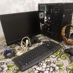 Персональный компьютер Core i5 + монитор + аксессуары, Душанбе