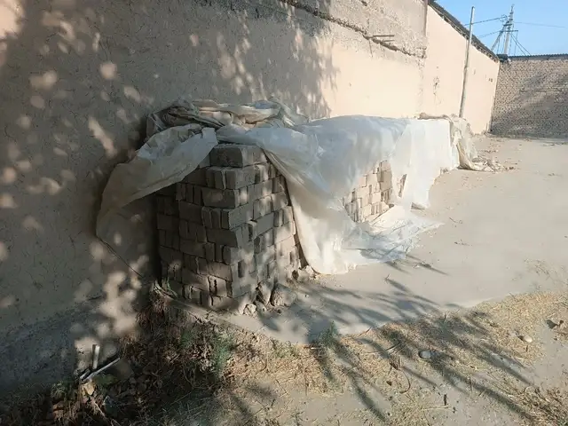 Хишти хом, Хуҷанд